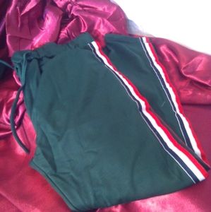 Cute Sweatsuit with Stripes NEW!